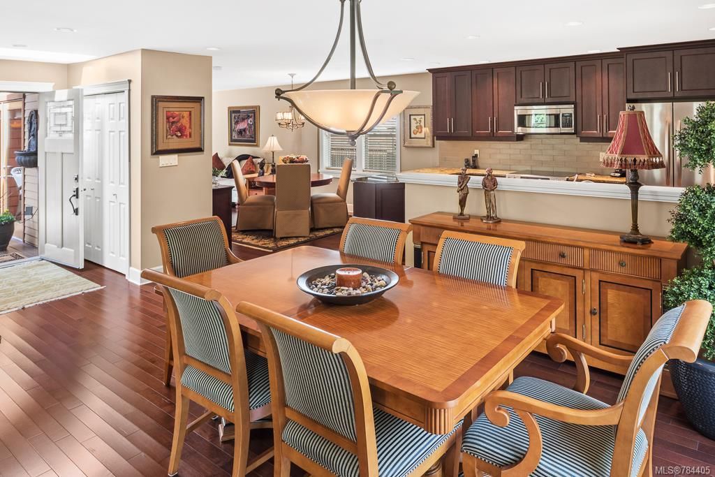 listing image 16041011498038324407