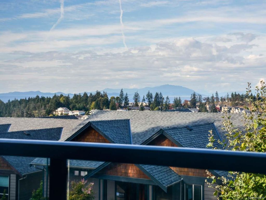 listing image 16044520699337436695