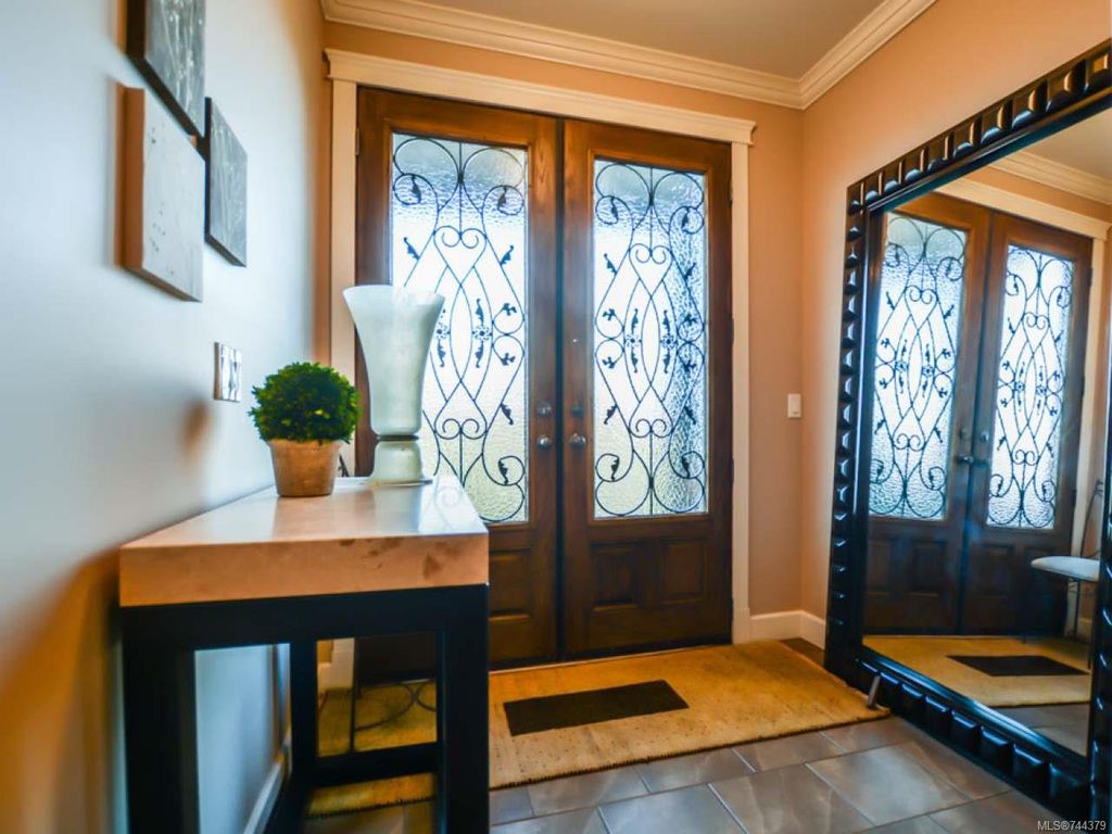 listing image 16040961915913714400