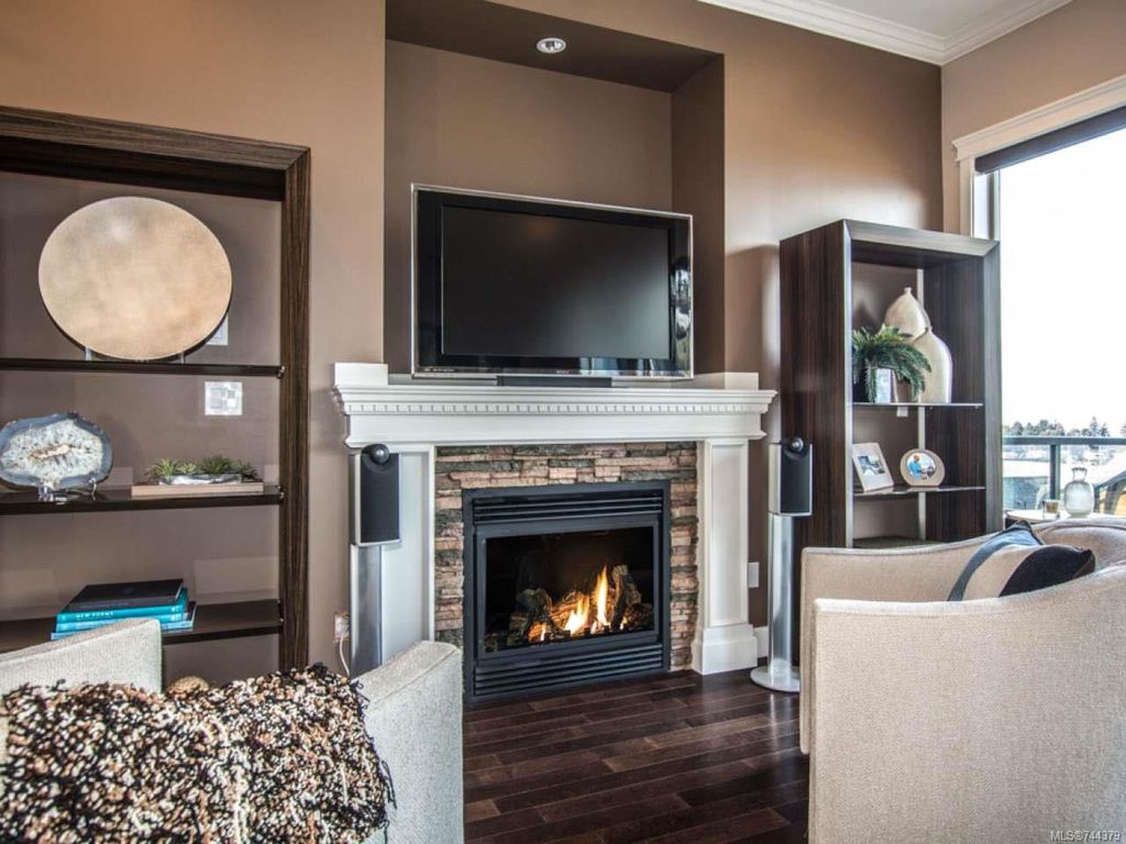listing image 16043669202097066030