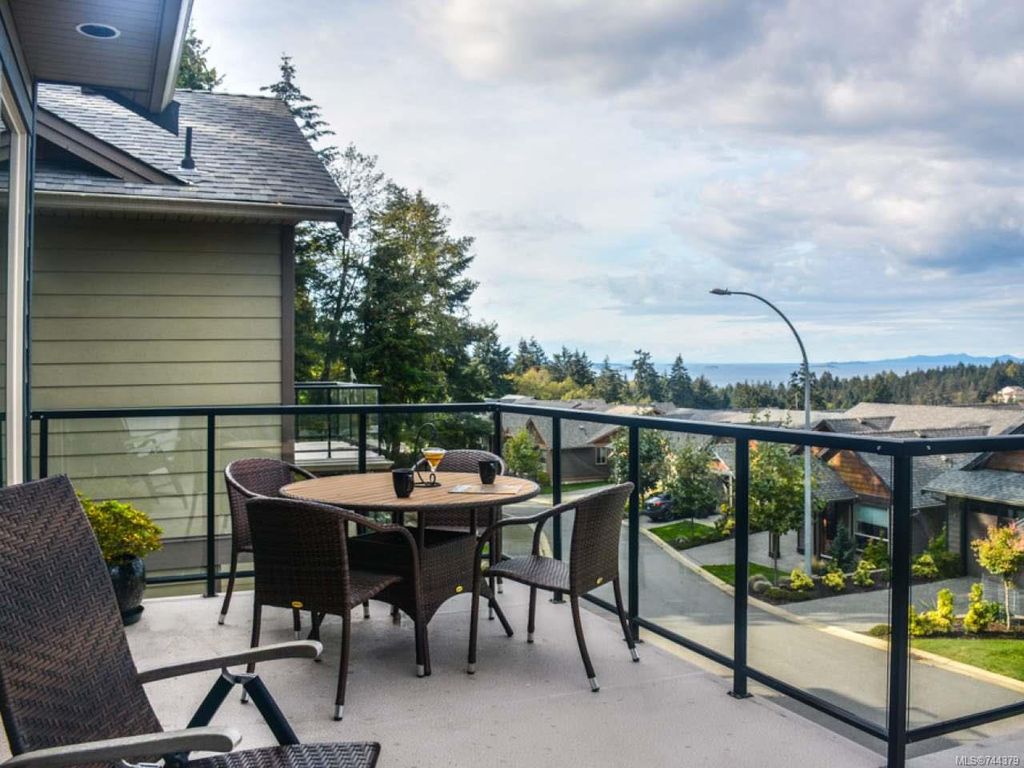 listing image 16040158804171988495