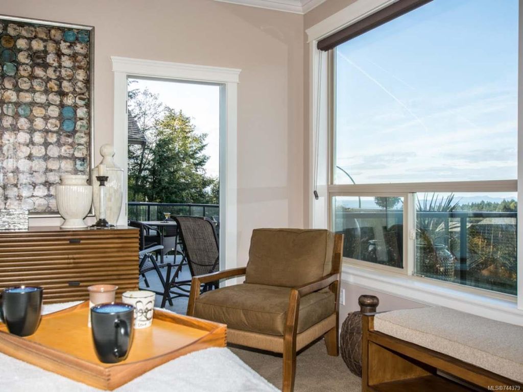 listing image 16045238220568910401