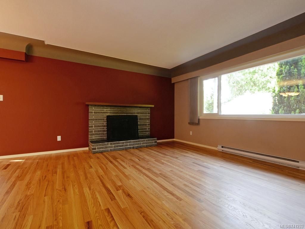 listing image 16044261545524873903