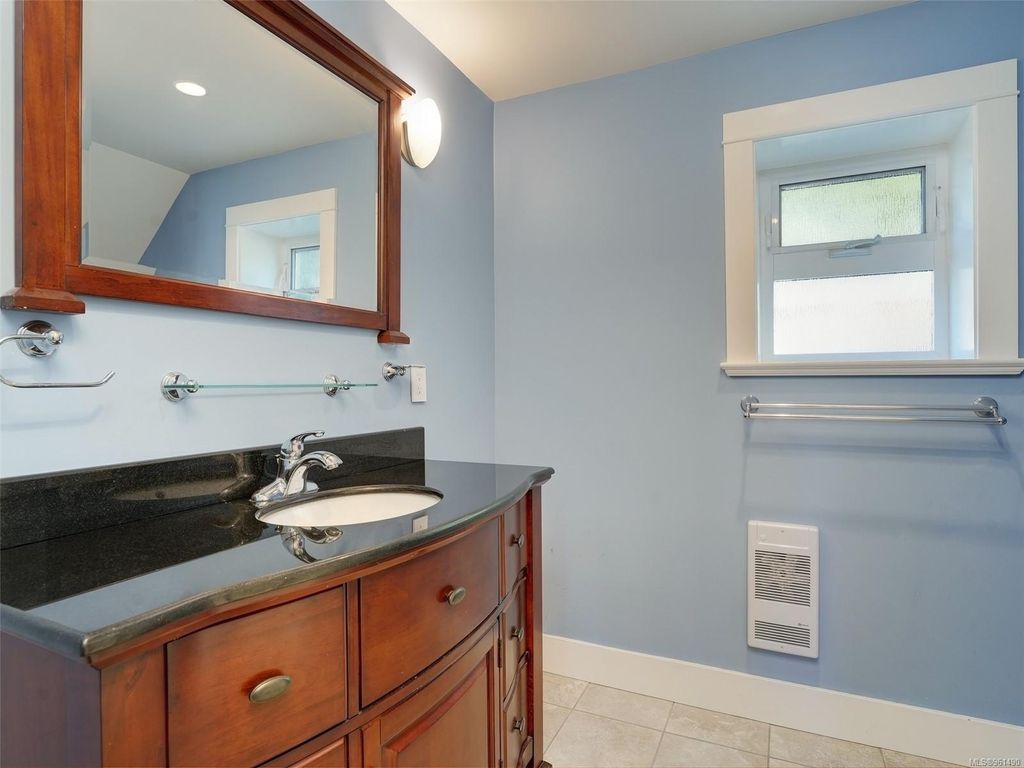 listing image 16040190734043420955