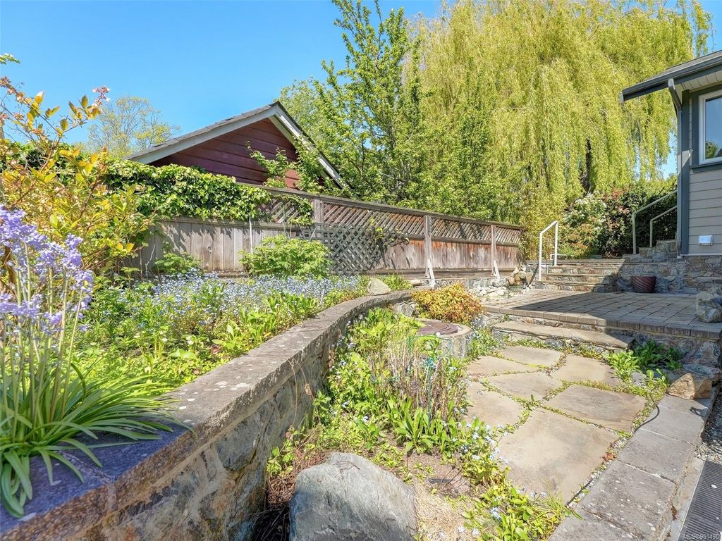 listing image 16047598504840872881