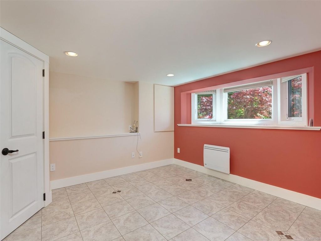 listing image 16046339457069033089