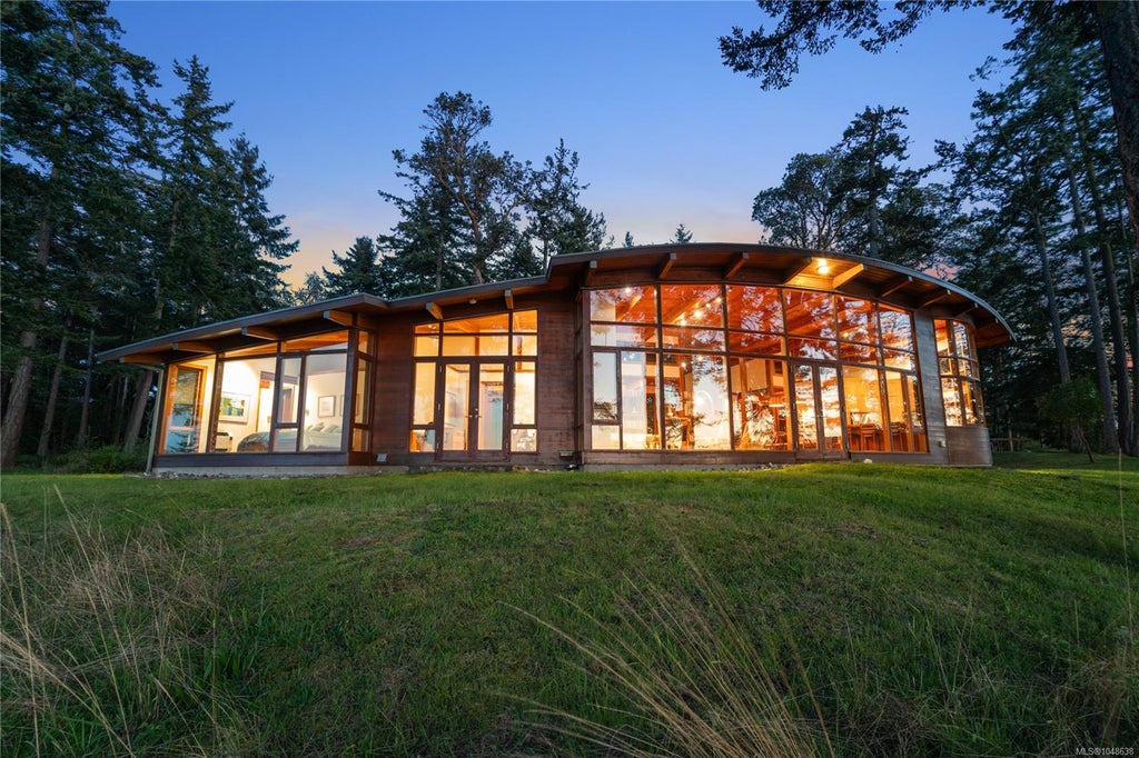 1228 GREENLEAF LANE, SIDNEY ISLAND, BC V8L 5Y9 - Image 3340816414.jpeg?d=l