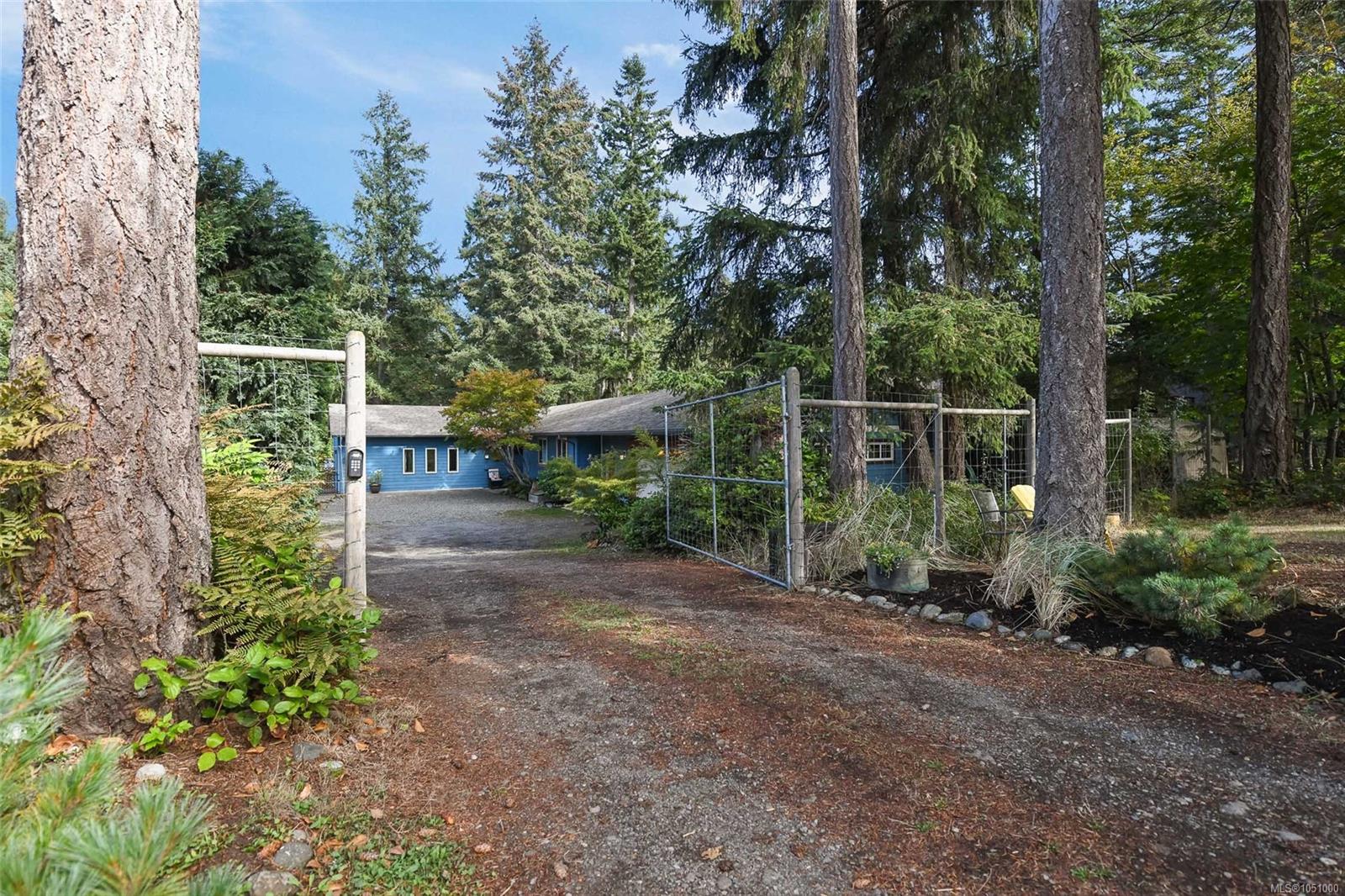 606 Colby Rd