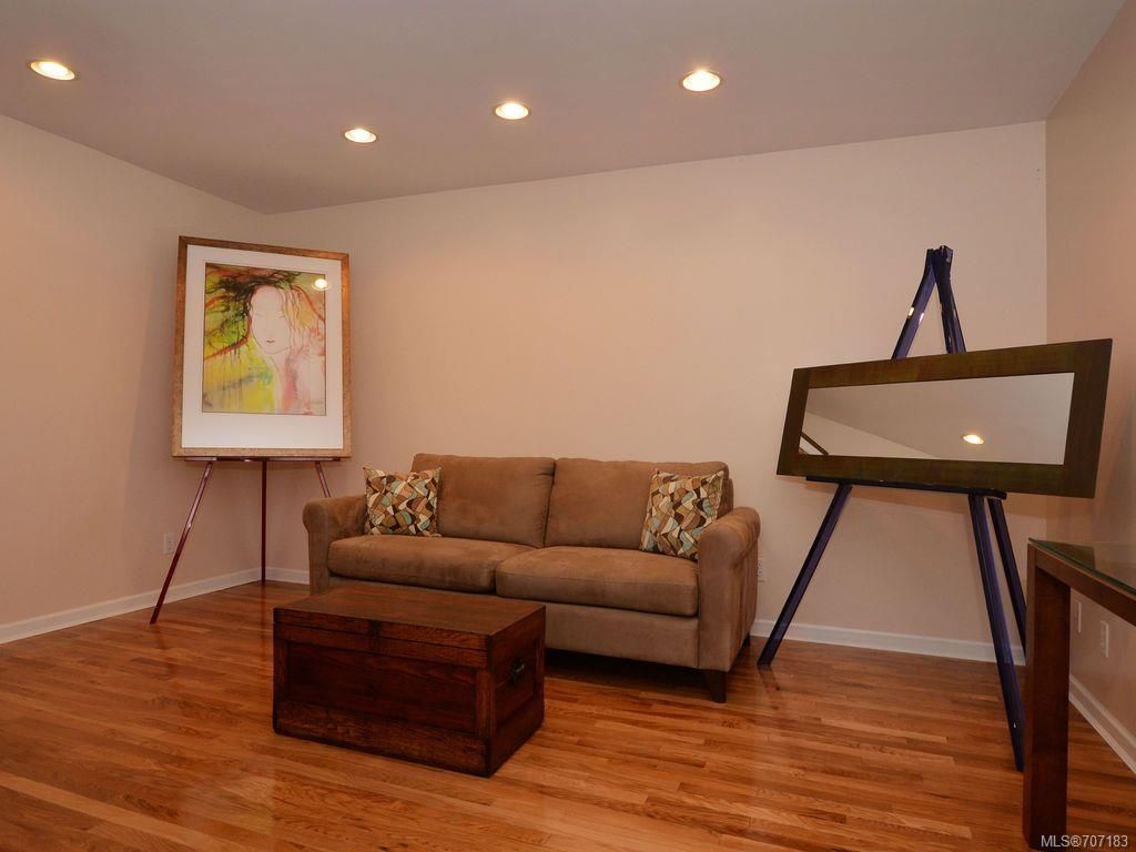 listing image 16045469849371772390