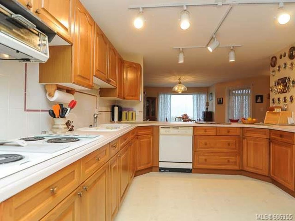 listing image 16042314033278478354