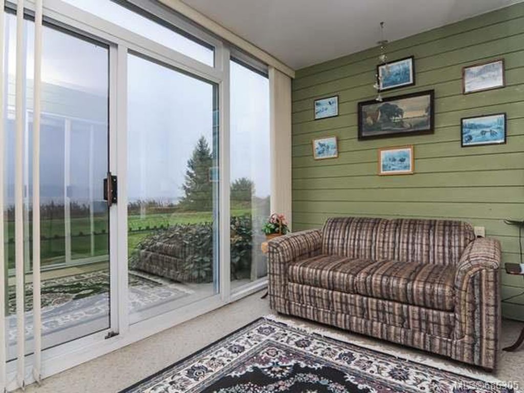 listing image 16049595497384340107