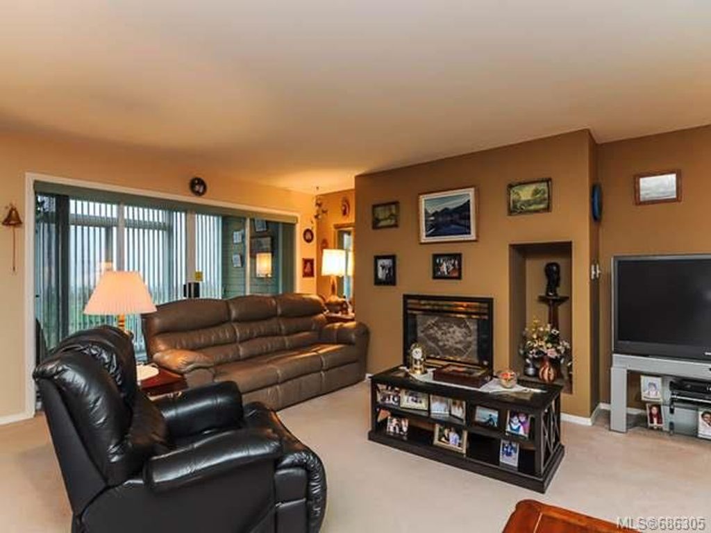 listing image 16043127727526581059