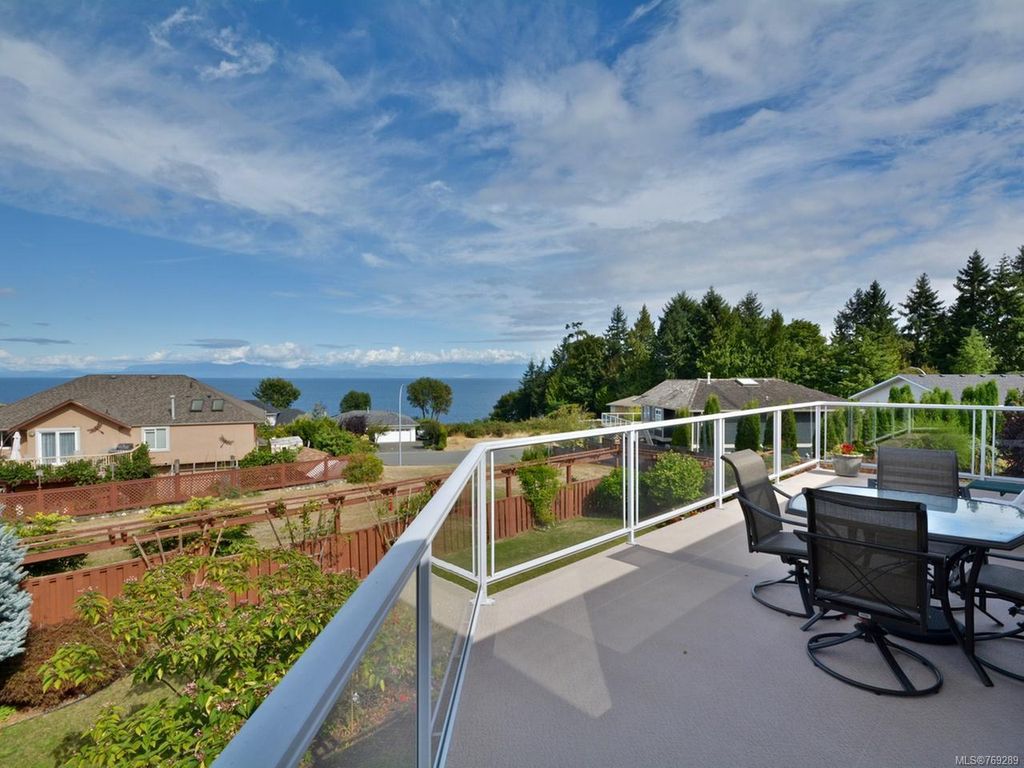 listing image 16048888467462875725