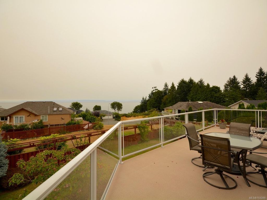 listing image 16049205149330386404