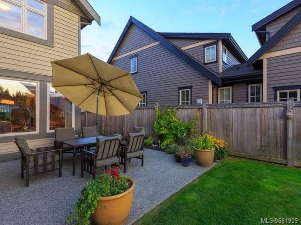listing image 16047134405321374376