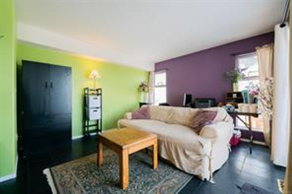 listing image 16045026352185596278