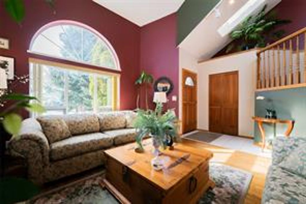 listing image 16044819990470233004