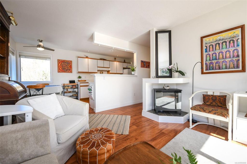 listing image 16049515538062074613