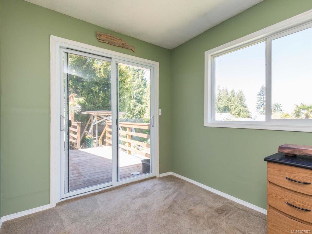 listing image 16040961775514434609