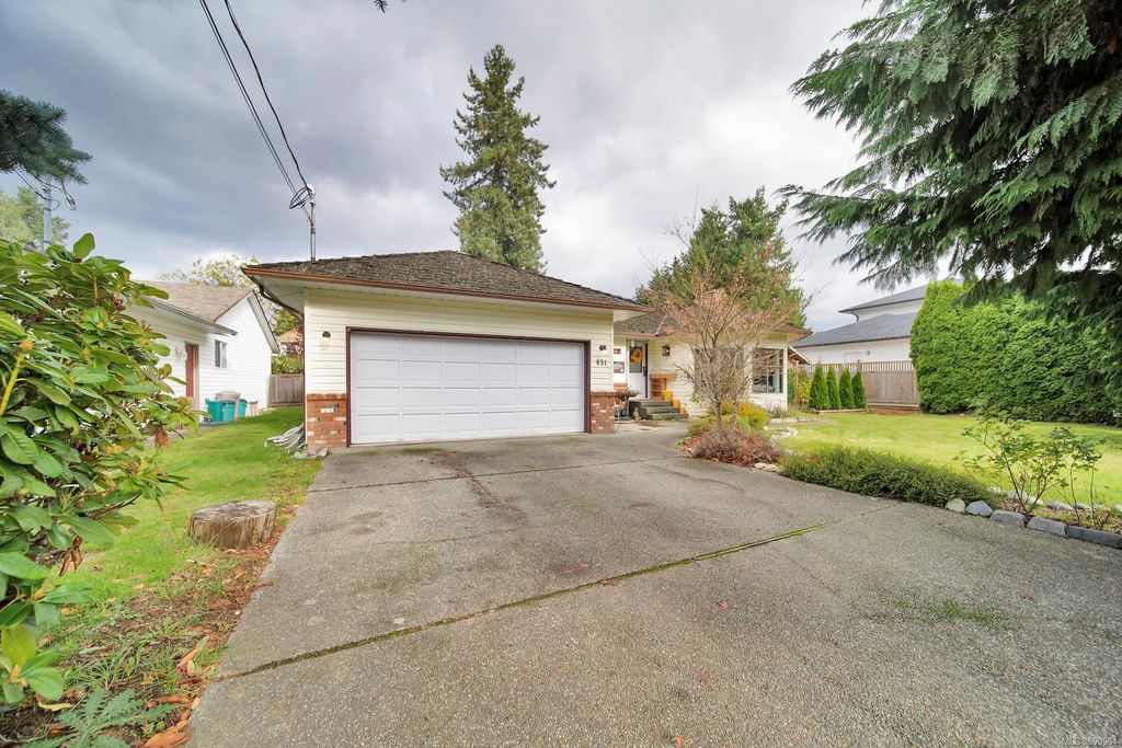 listing image 16049693248928250405