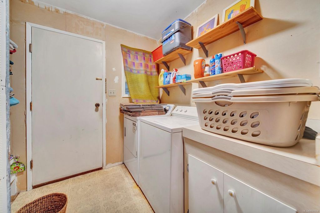 listing image 16047213037423642837