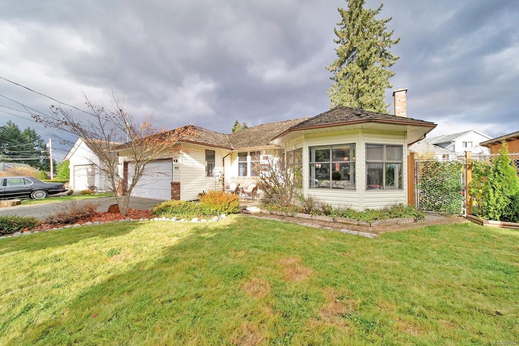 listing image 16043812806781991391