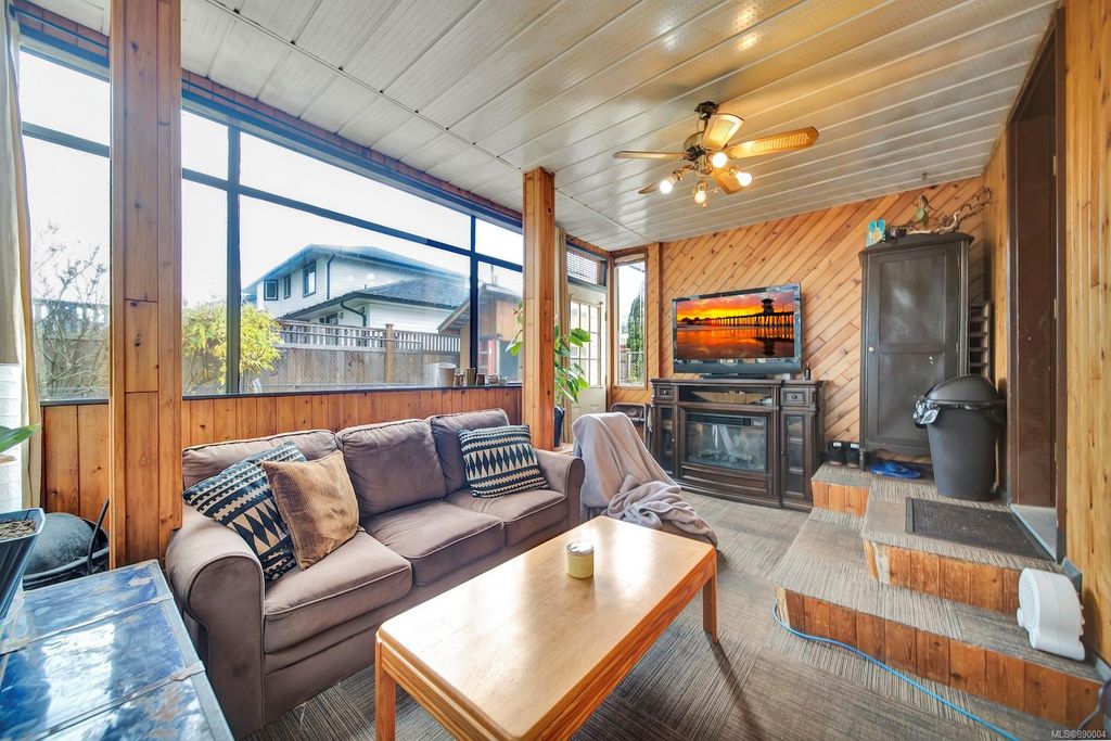 listing image 16041234230940906742