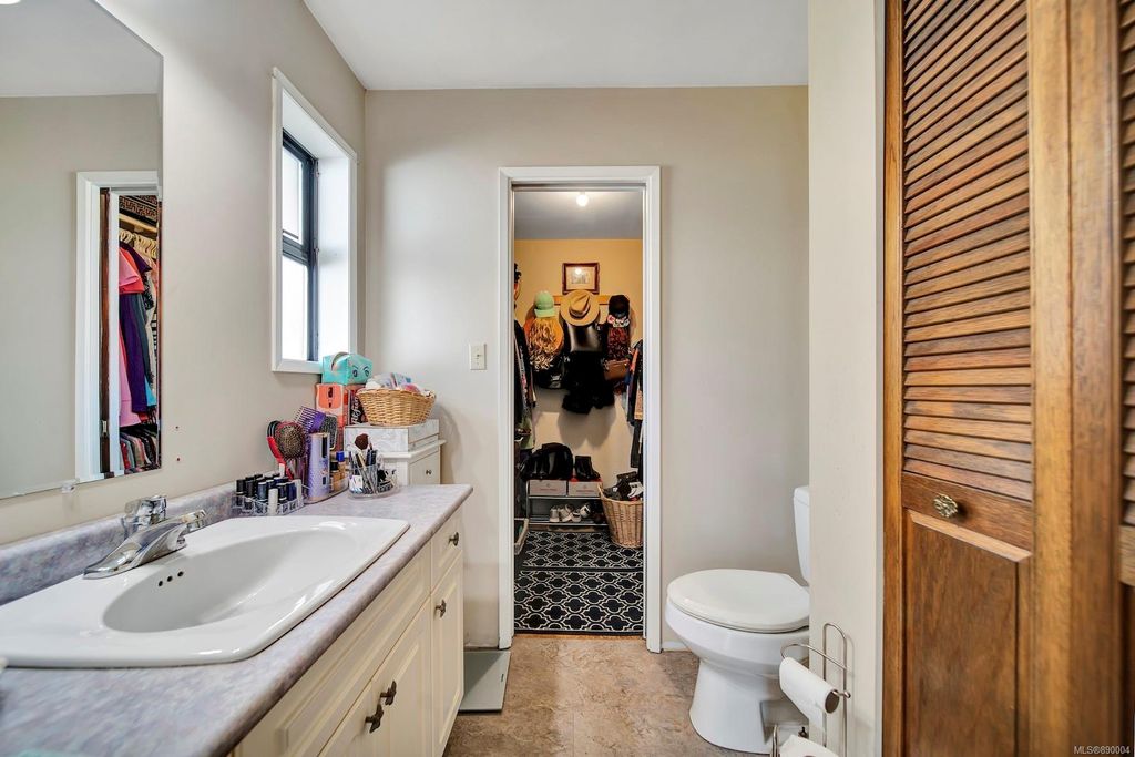 listing image 16042919819355943791