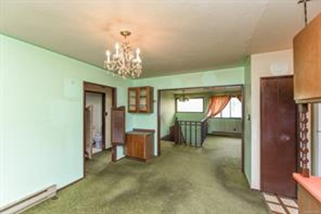 listing image 16041974794533