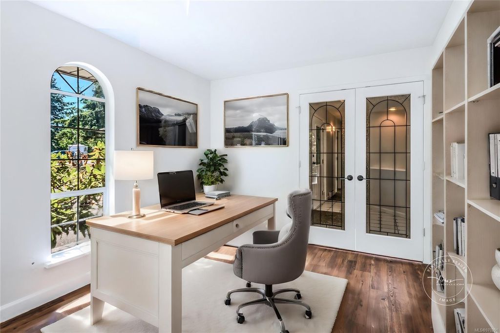 listing image 16048914880876987118