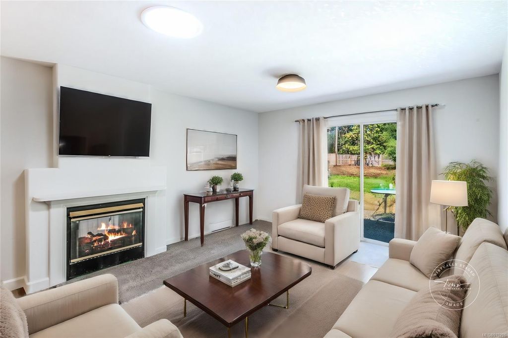 listing image 16047415529449561640