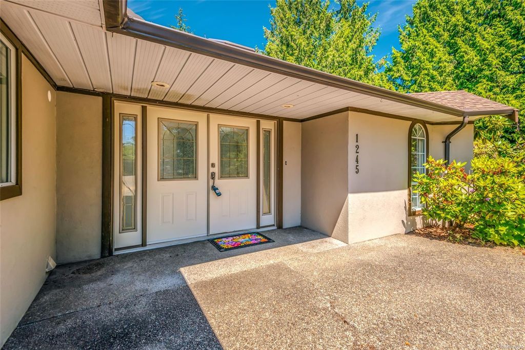 listing image 16048401494127704607