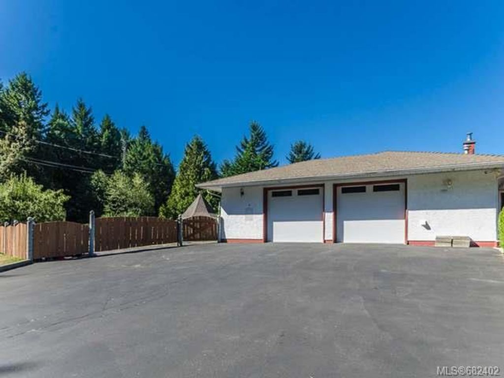 listing image 16047001826294101619