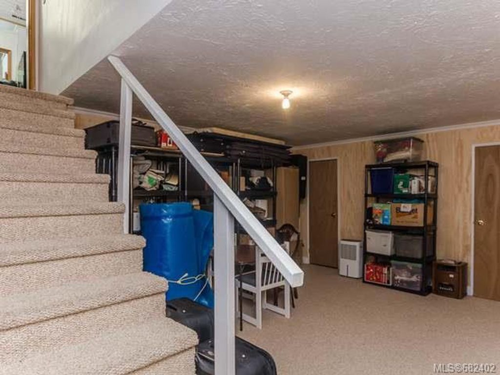 listing image 16045073588420488080