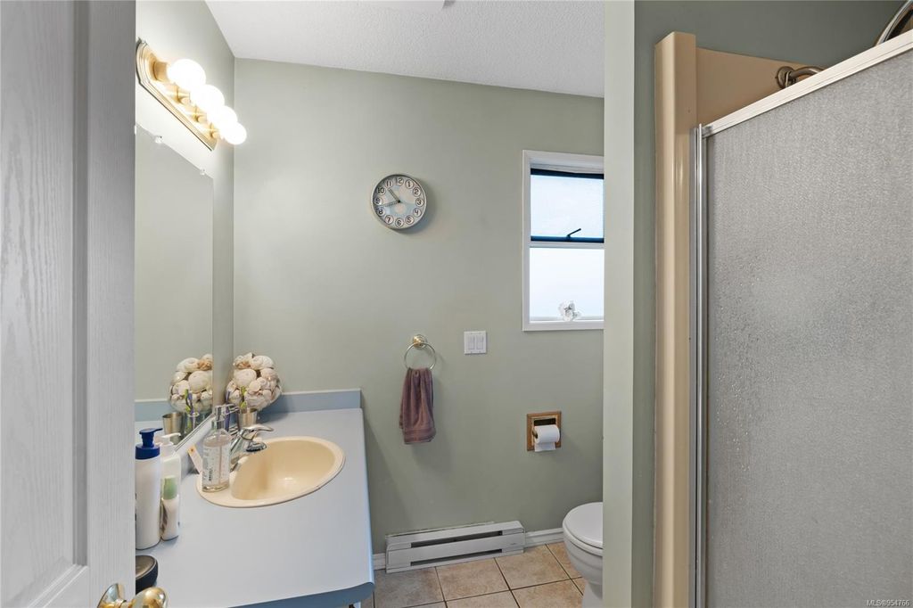 listing image 16046915120118970346