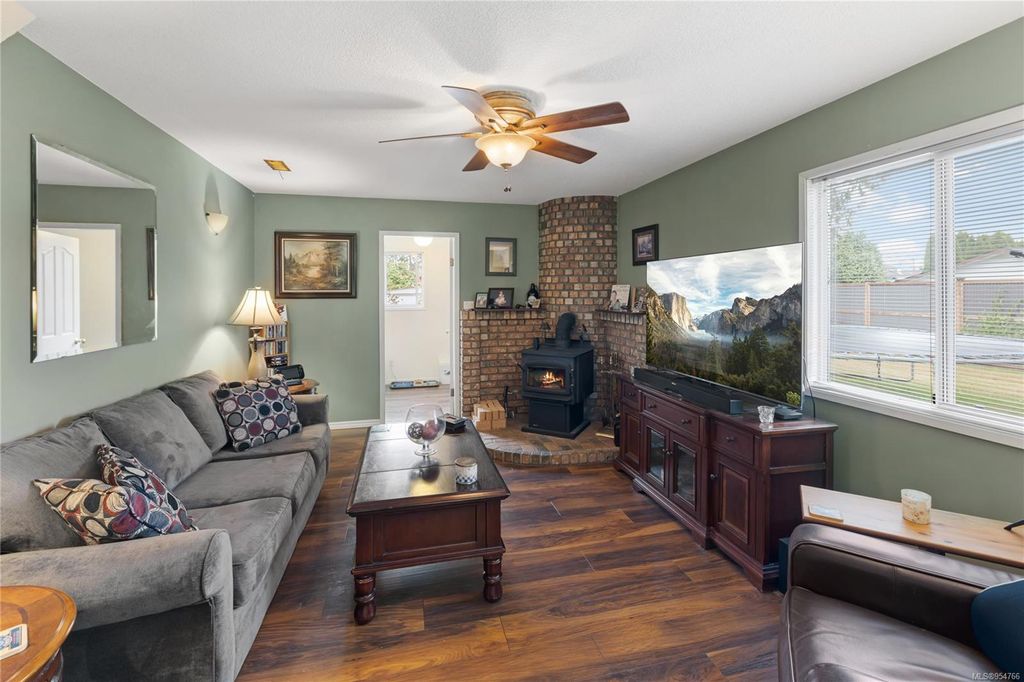 listing image 16042534015677062295