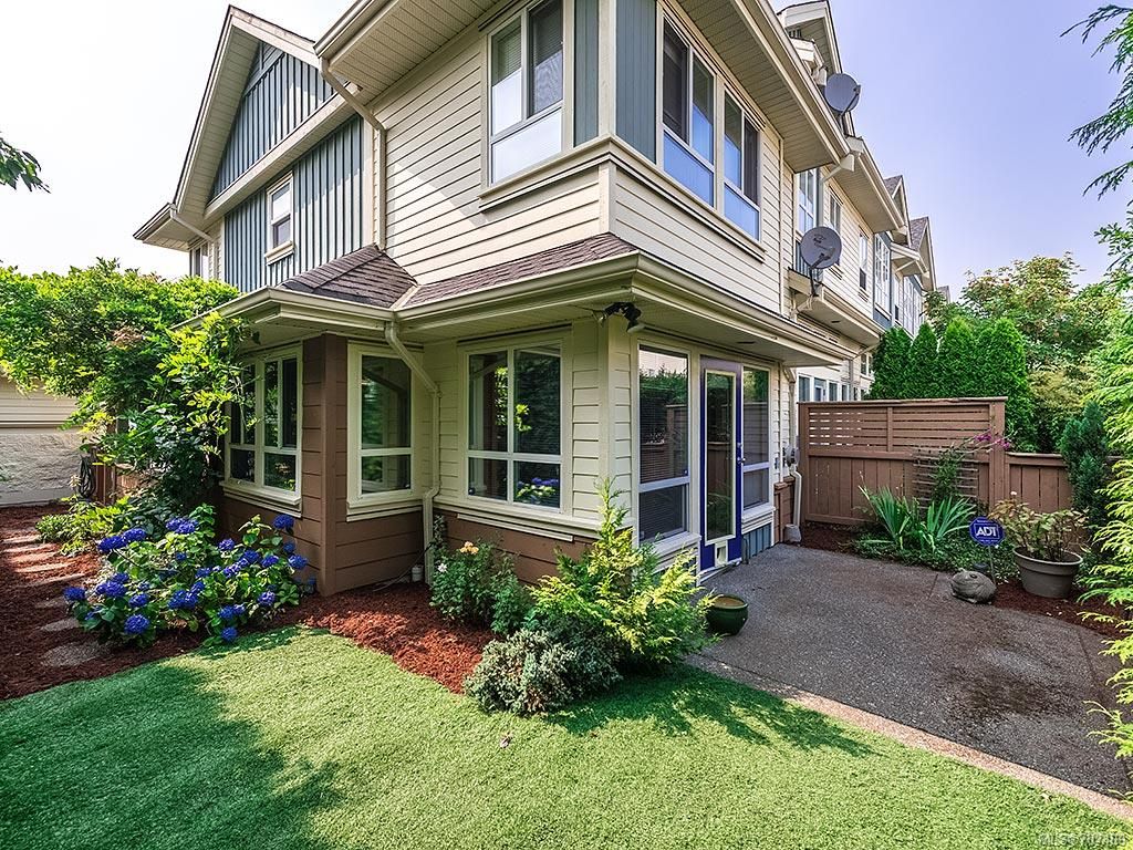 listing image 16049762565912216236