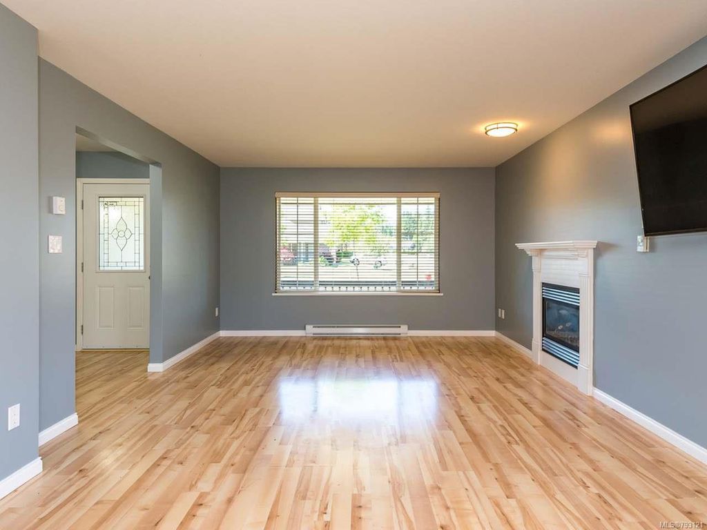 listing image 16049860831325066521