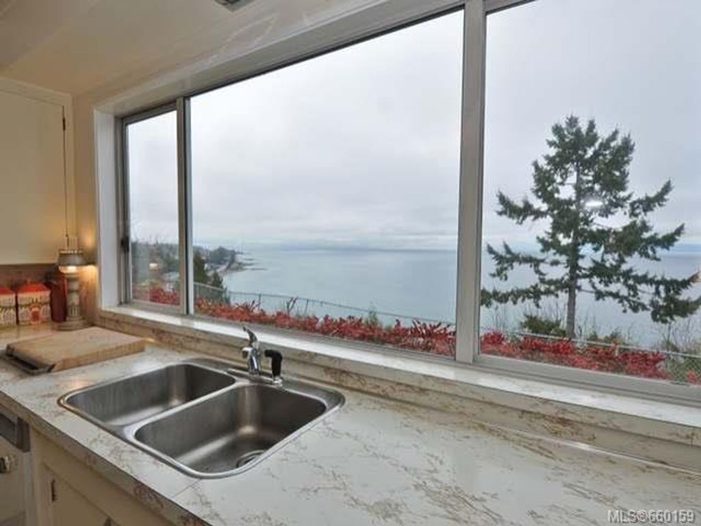 listing image 16040498077755928211