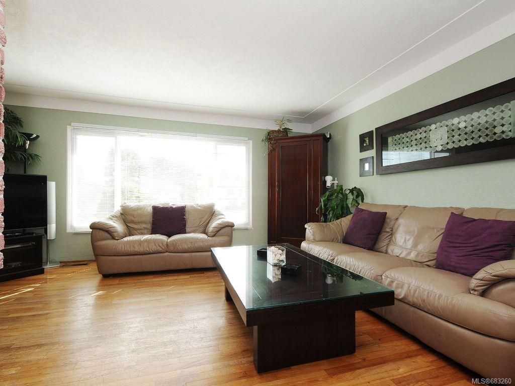 listing image 16042751964419549976
