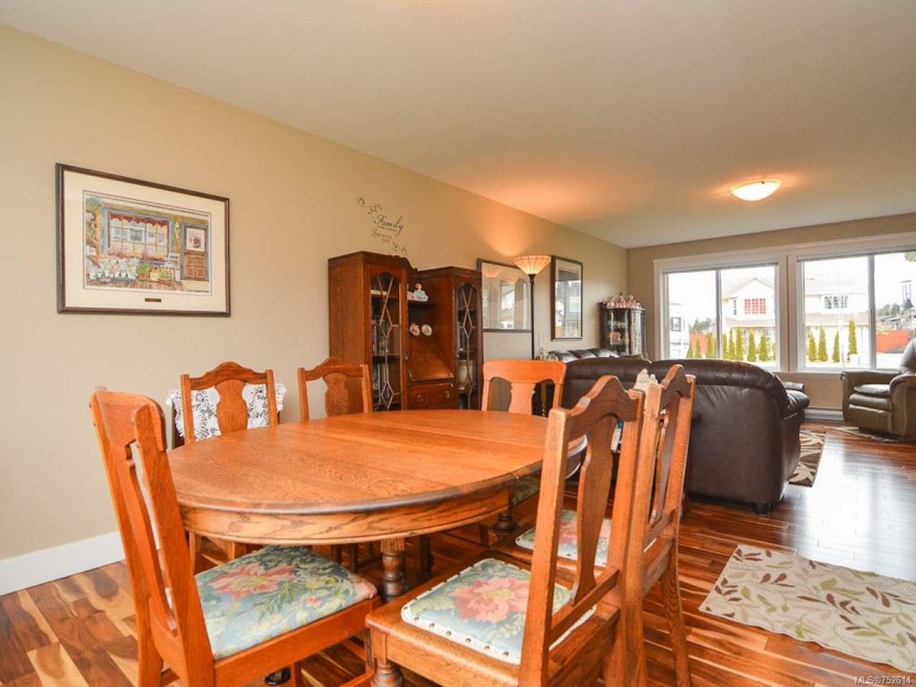 listing image 16043124457486099171