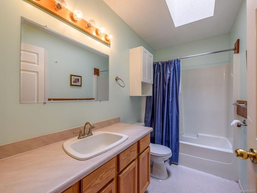 listing image 16042321181185481487