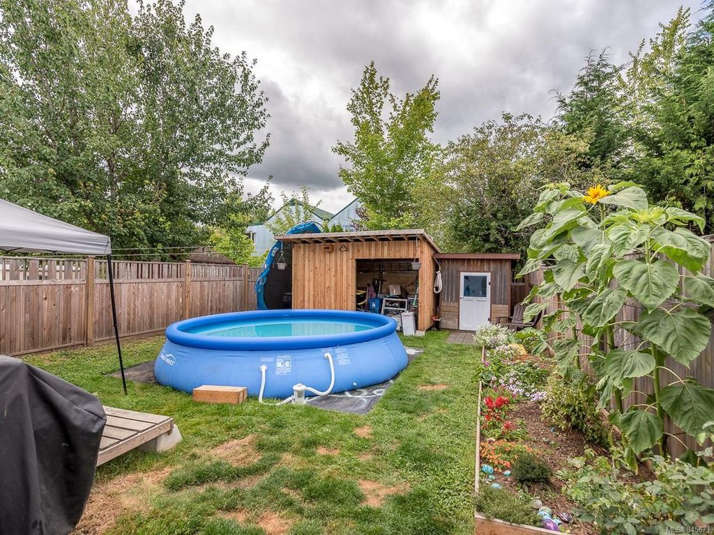 listing image 16048274603739382076