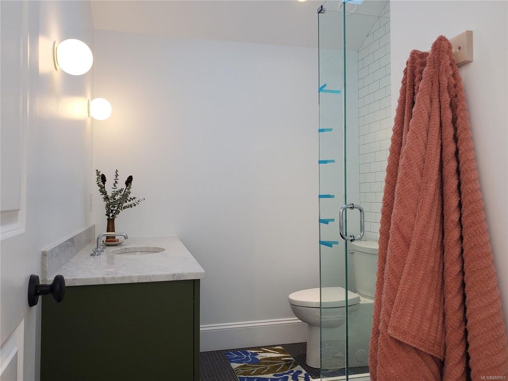 listing image 16040498204269884328