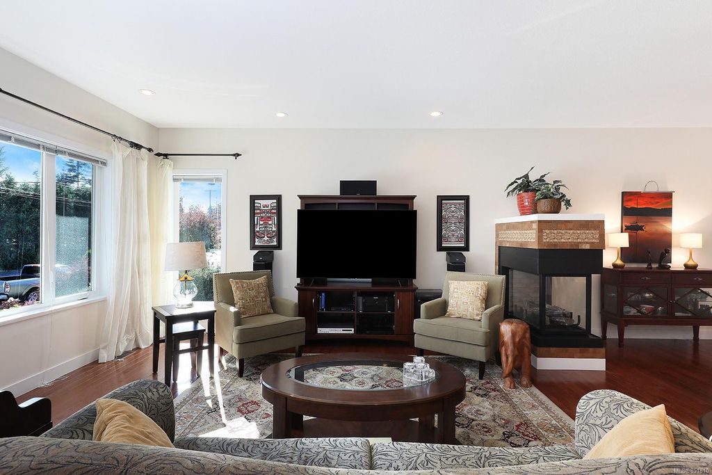 listing image 16043578506213561754