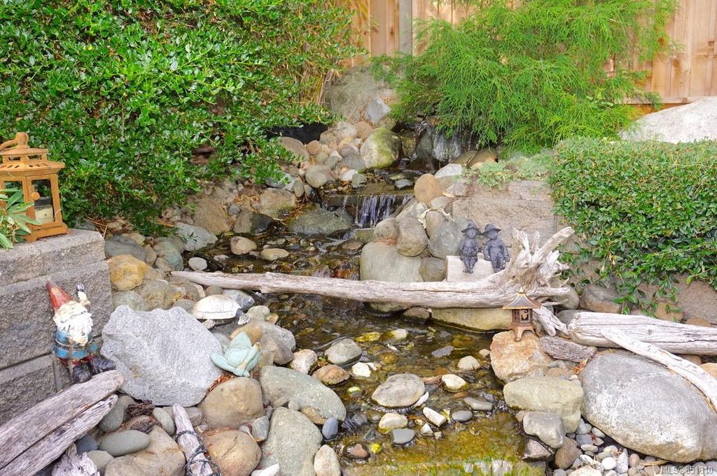 listing image 16047028534707747299