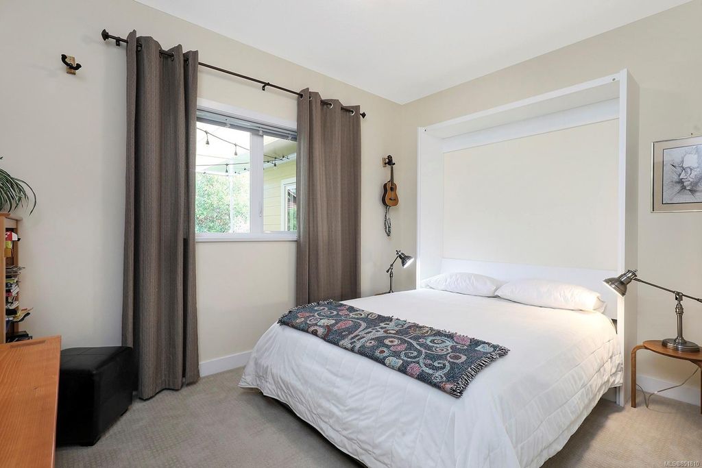 listing image 16040025489214940524