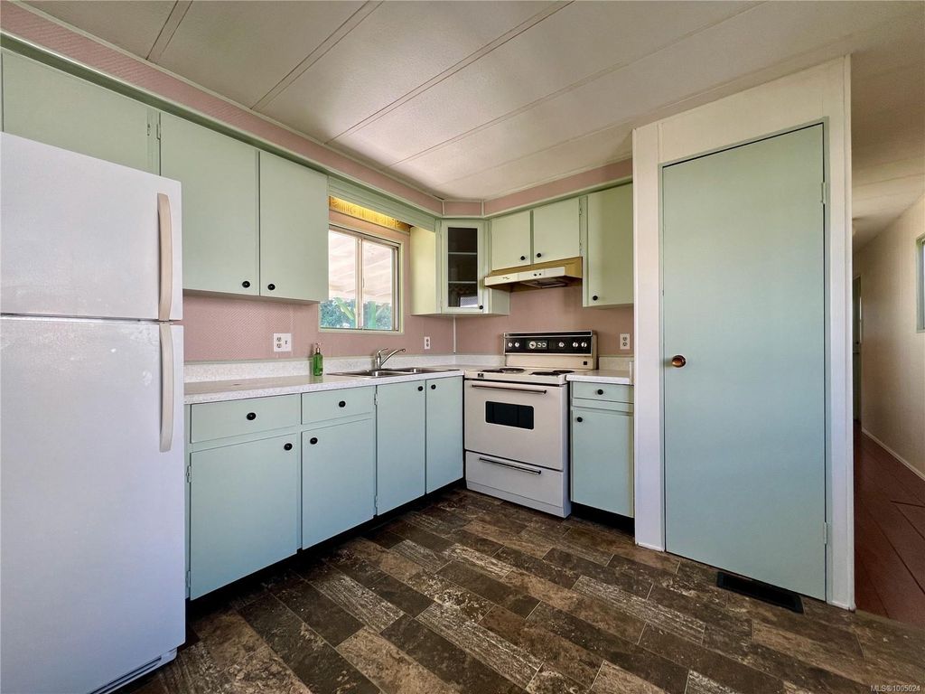 listing image 16047436298015448684