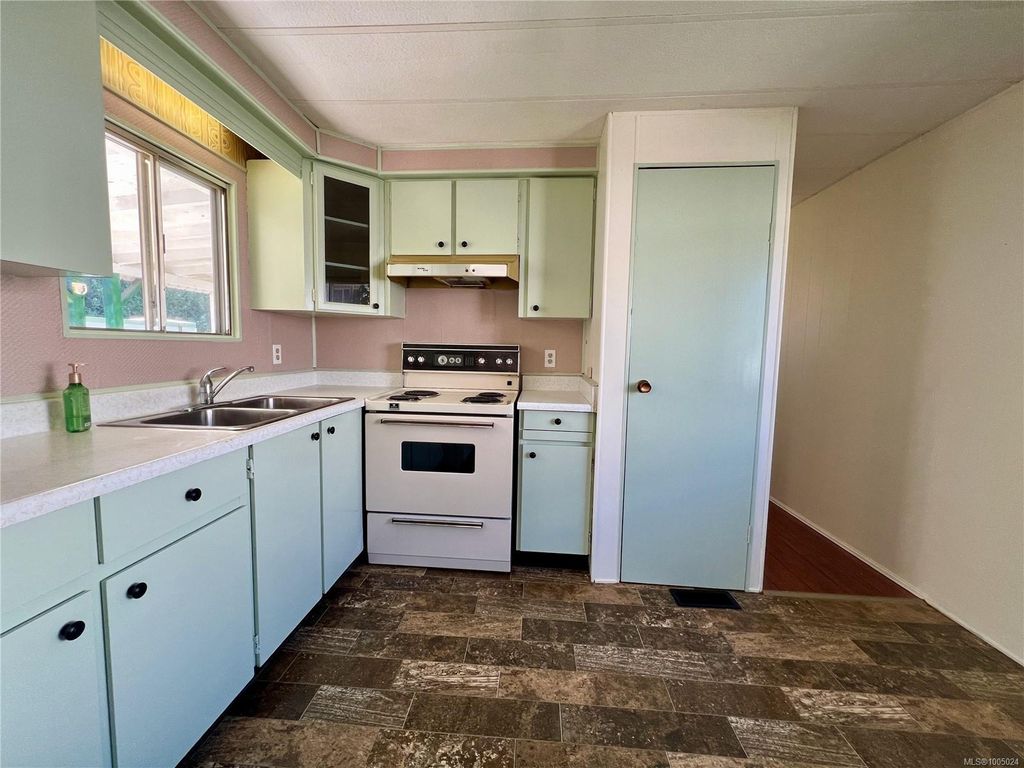 listing image 16043214910590623930