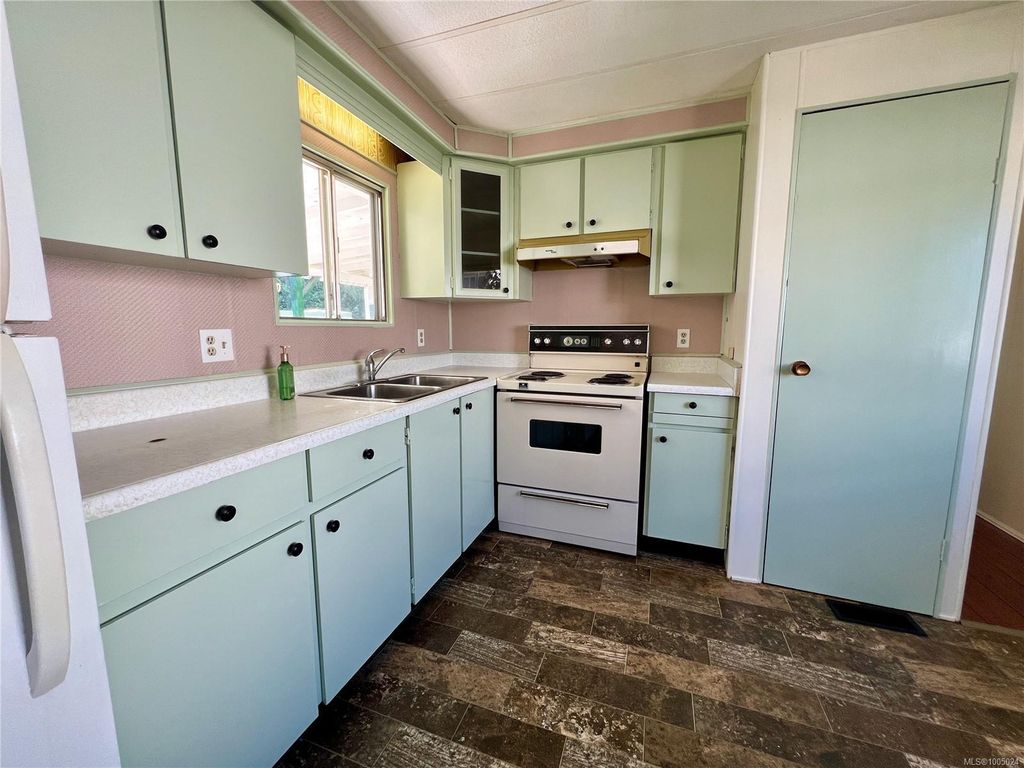 listing image 16043101809669461204